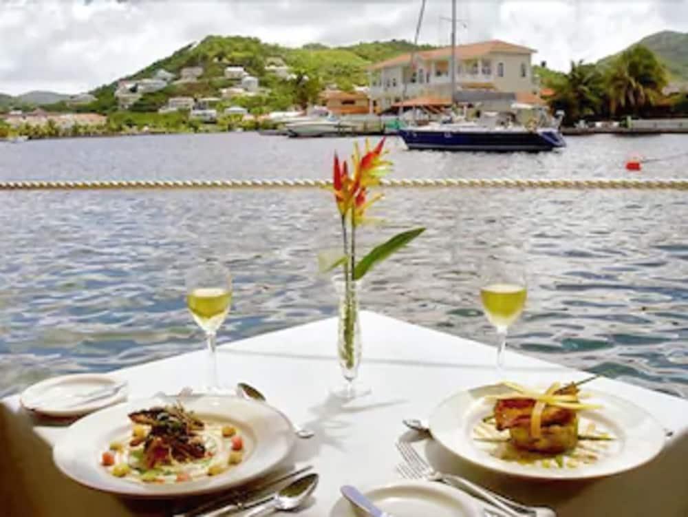 Harmony Marina Suites Saint Lucia Екстериор снимка